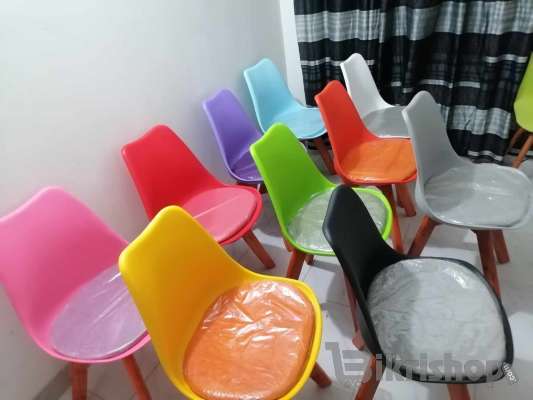 Tulip chair photo 1