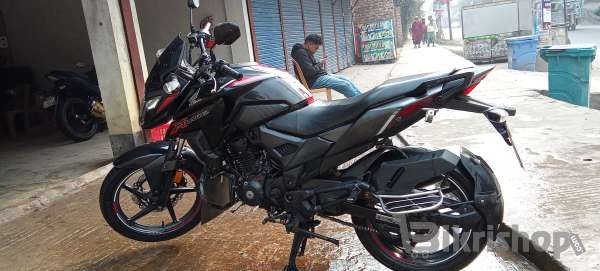 Honda X blade photo 3