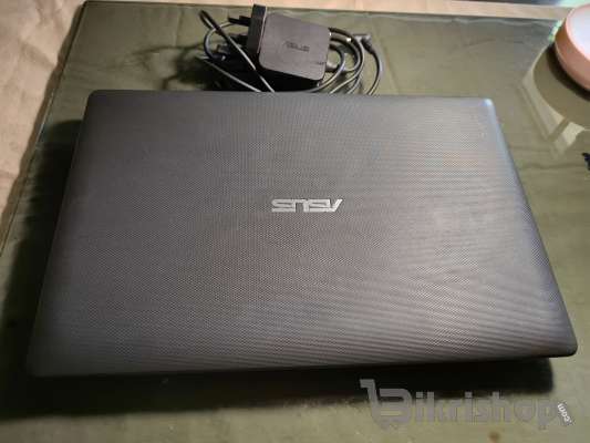 Asus Notebook 11.6inh Good condition photo 2